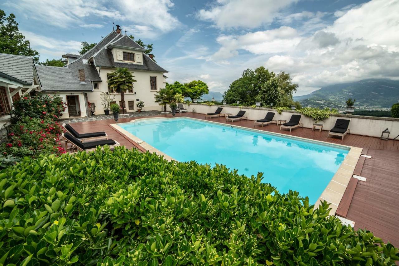 Les Saints Peres Hotel Montagnole Luaran gambar